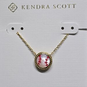 Kendra Scott Baseball Gold Short Pendant Necklace In Ivory Mother-of-Pearl